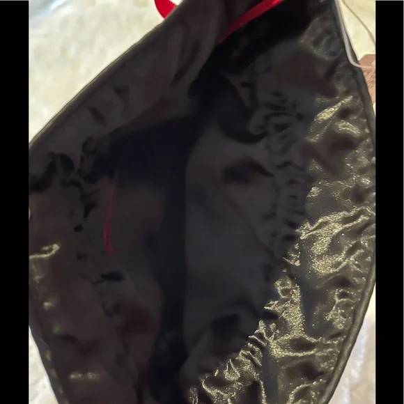 Victoria’s Secret Hot Pink Velvet Mini Bucket Bag with Scattered Rhinestones - Picture 6 of 11